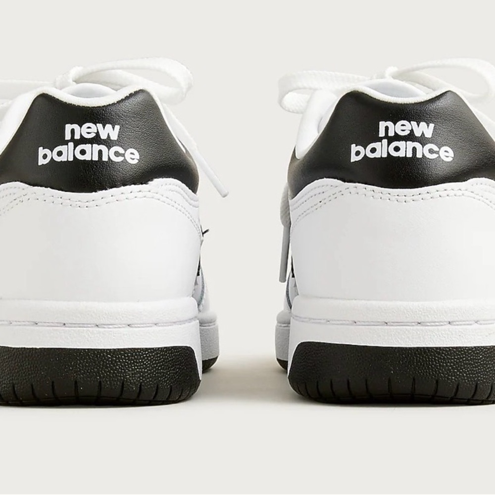 New Balance Men’s White Sneakers with Black Accents - Picture 4 of 7